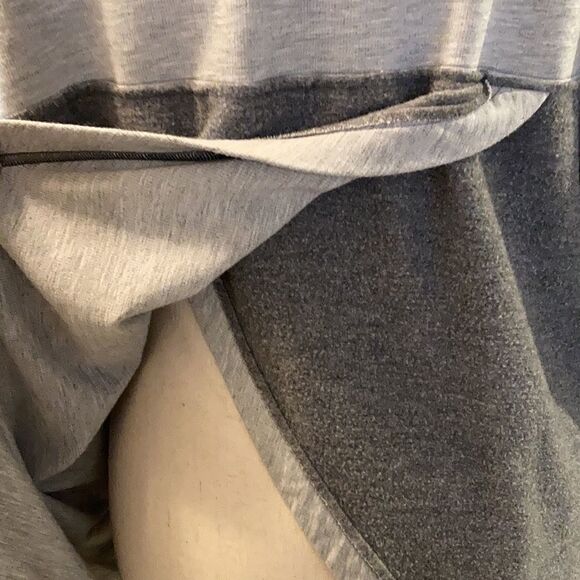 CABI ATC Cowl Neck Top, Heather Gray, Sz XS #3996 EUC - Picture 5 of 5